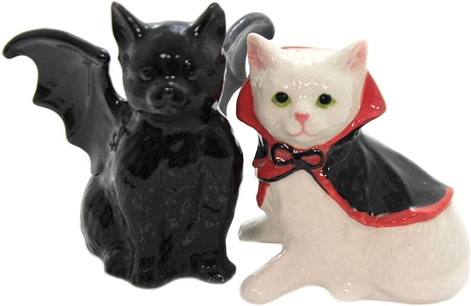 Cosmos Gifts 20770 Vampire and Dracula Cat Salt and Pepper Shakers