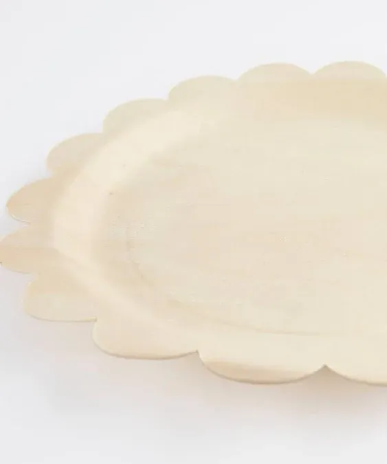 Wooden Scalloped Small Plates (x 8)