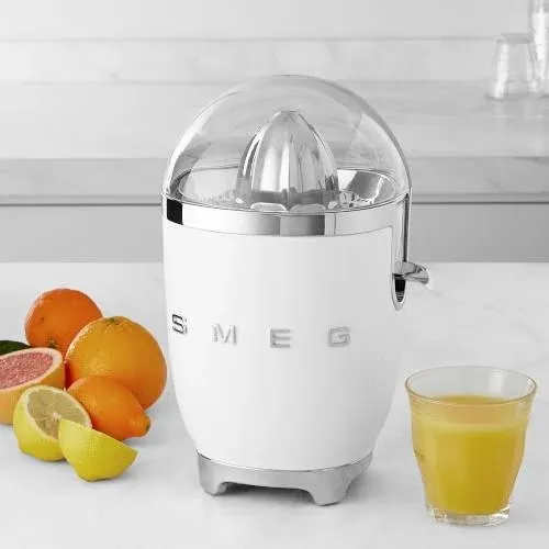 Smeg Retro Style Citrus Juicer,Pink