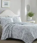 Laura Ashley Quilts Cotton Reversible Bedding with Matching Shams, Floral Home Decor for All Seasons, Twin, Amberley Black/White