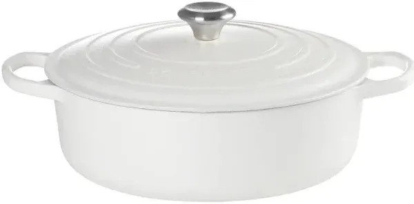 Le Creuset Signature Round Dutch Oven