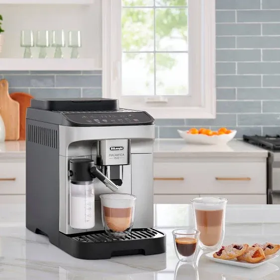 De'Longhi Magnifica Evo, Fully Automatic Machine Bean to Cup Espresso Cappuccino and Iced Coffee Maker, Colored Touch Display, Black, Silver