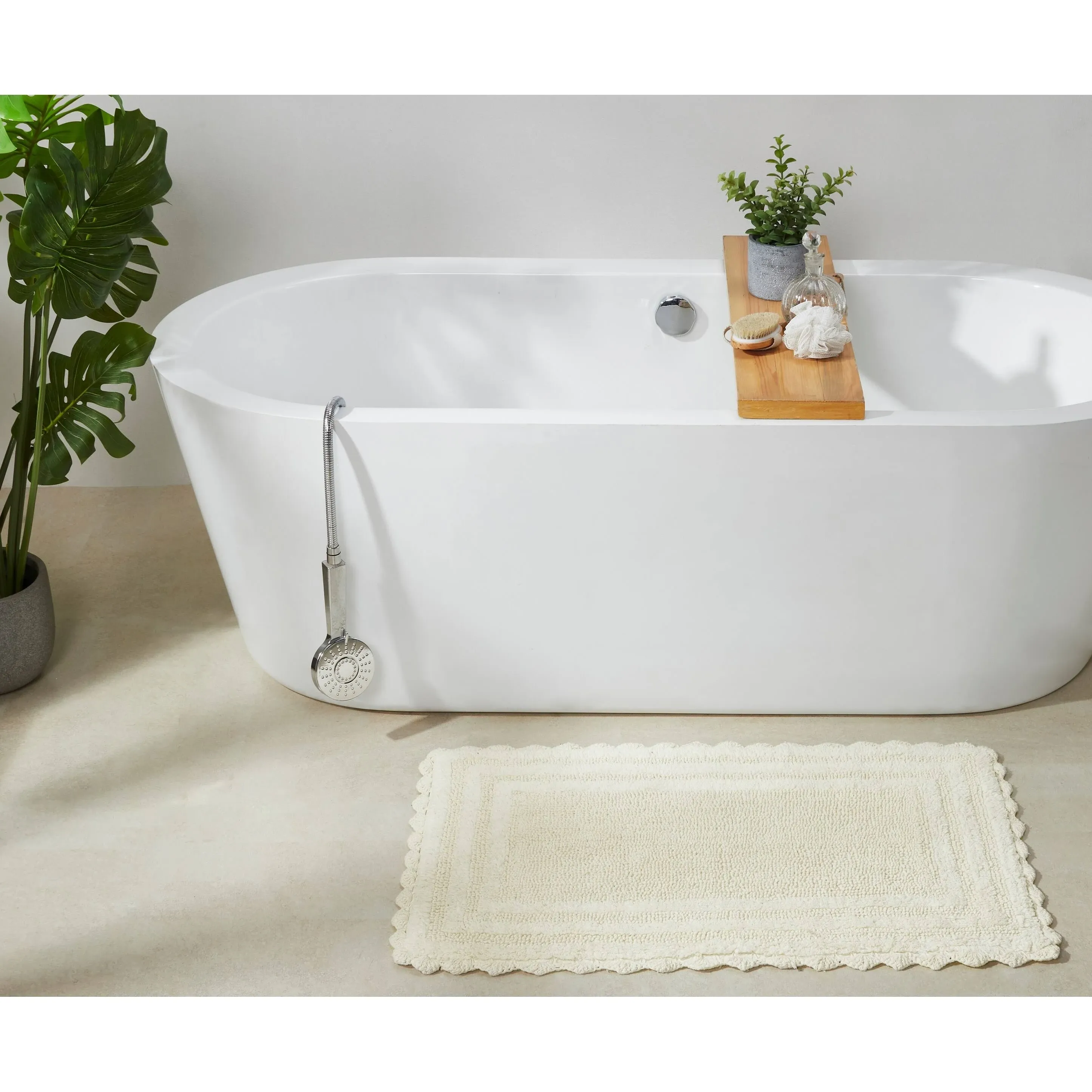 Lilly Crochet Collection 21 in. x 34 in. White 100% Cotton Rectangle Bath Rug