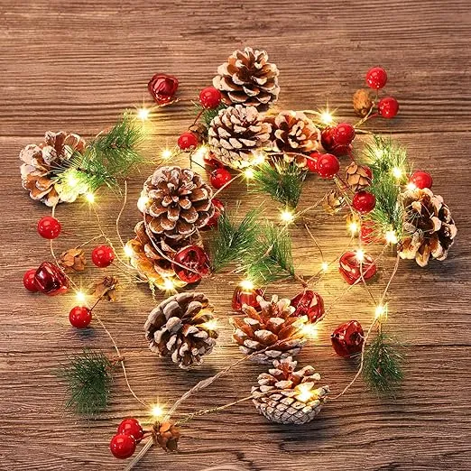 Christmas Garland with Lights,10 FT 30 LED Christmas Pinecone String Lights Battery Operated,Christmas Garland, Christmas Lights Indoor for Home Fireplace Mantel Xmas Decor