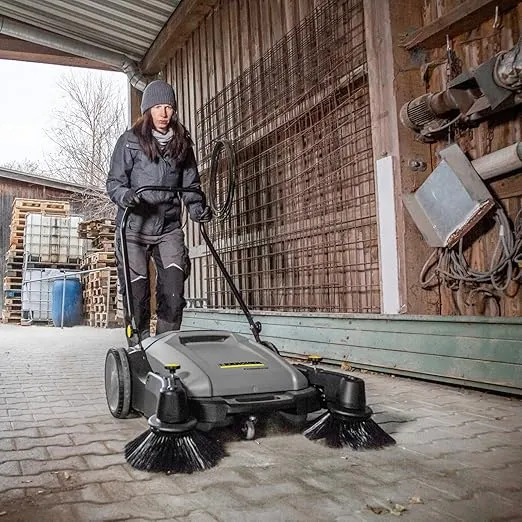 Kärcher - Commercial Push Floor Sweeper - Indoor and Outdoor - KM 70/20 C 2SB - Adjustable Side Brushes - 11 Gallon Capacity