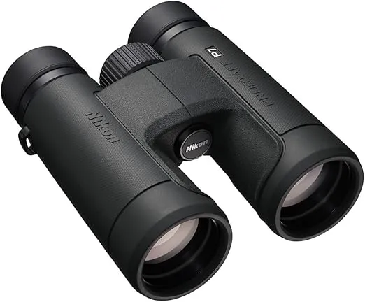 Nikon Prostaff P7 10x42 Binoculars with Hat and Accessory Bundle (4 Items)