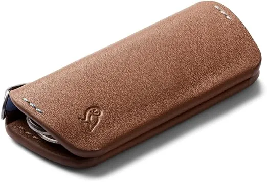 Bellroy Key Cover Plus – Third Edition (Leather Key Holder, Holds 4 – 8 Keys) - Hazelnut
