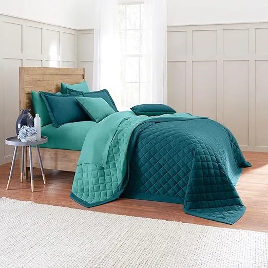 BrylaneHome Bedding BH Studio Reversible Two-Tone Ultra Soft Quilted Bedspread - Full, Gold Maize