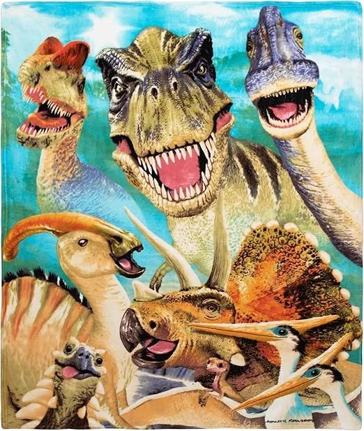 Dawhud Direct Jurassic Beach Towel, 30in x 60in, 100% Cotton Velour, Dinosaurs Selfie